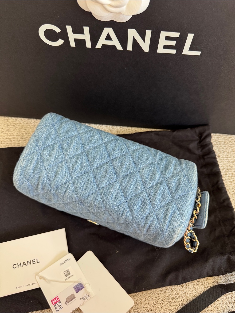 CHANEL Light Blue Quilted Denim Cosmetic Pouch with Chain Wristlet - Picture 4 of 8